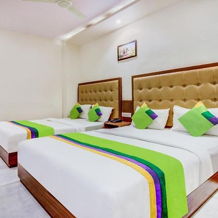 Treebo Trend Bkc Grand Mumbai Exterior photo